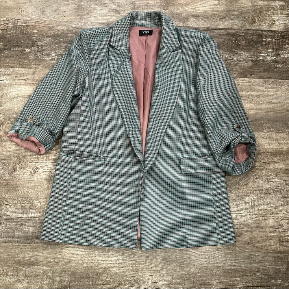 Vici Women's Large Houndstooth Checkered Blazer with Pink Lining (C)